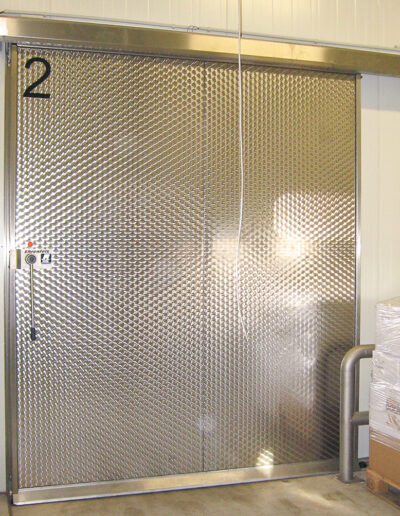 Freezer room sliding door ETS 150 from Ehrenfels Isoliertüren, chiller room doors, freezer room doors, freezer room doors, operating room doors, swing doors